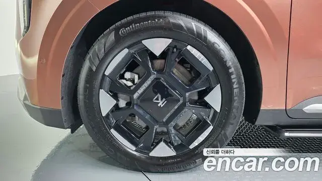 Kia Carnival 2024 — Şəkil 12/39