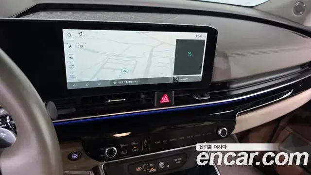 Kia Carnival 2024 — Şəkil 9/39