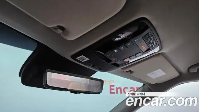 Kia Carnival 2024 — Şəkil 15/39