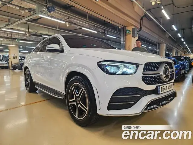 Mercedes-Benz GLE-Class 2021 — Şəkil 16/20