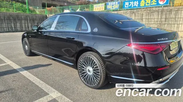 Mercedes-Benz S-Class 2023 — Şəkil 9/13