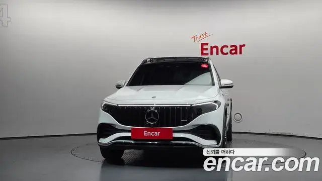 Mercedes-Benz EQB 2023 — Şəkil 10/20