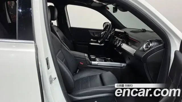 Mercedes-Benz EQB 2023 — Şəkil 19/20