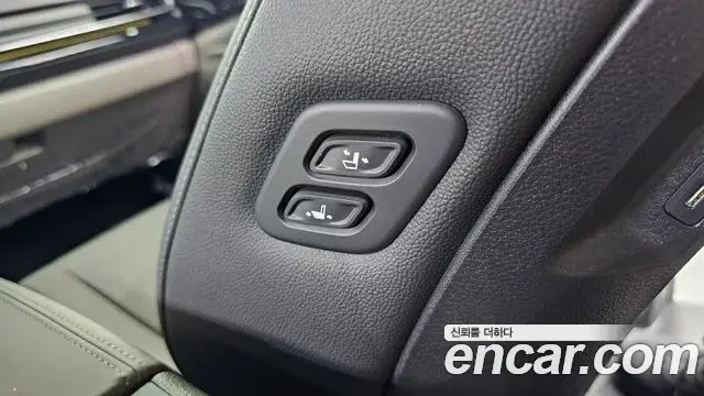 Kia Carnival 2025 — Photo 29/30