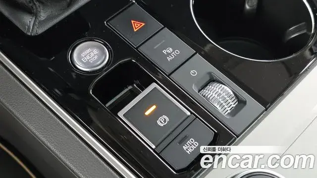 Volkswagen Touareg 2023 — Photo 22/37