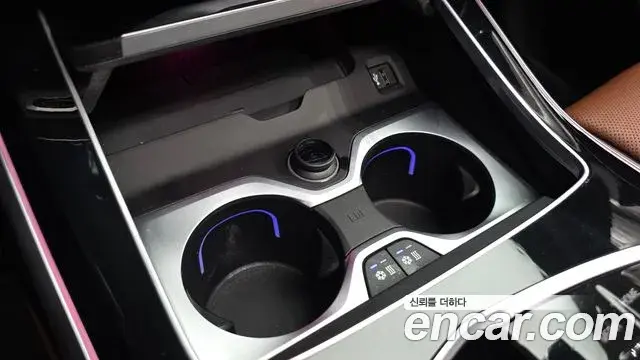 BMW X7 2023 — ფოტო 26/40