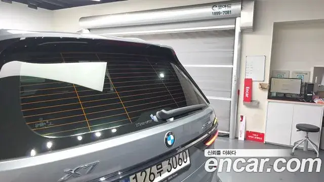 BMW X7 2023 — ფოტო 18/40