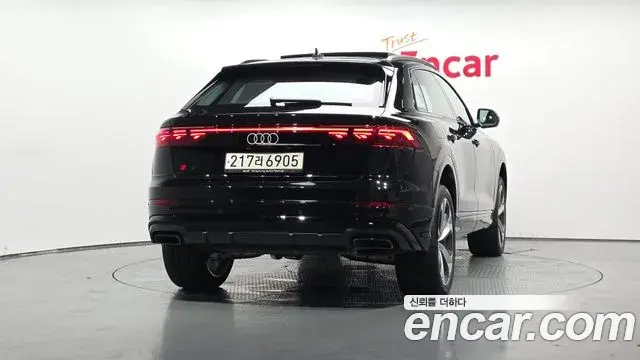 Audi Q8 2024 — ფოტო 10/20