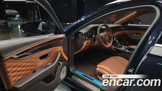 Bentley Flying Spur 2021 — Photo 2/37