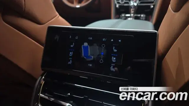 Bentley Flying Spur 2021 — Photo 19/37