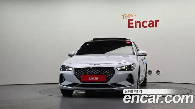 Genesis G70 2018 — Photo 32/33