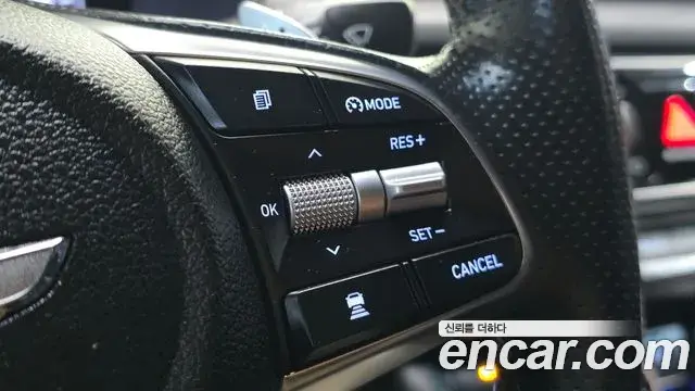 Genesis G70 2018 — Photo 17/33