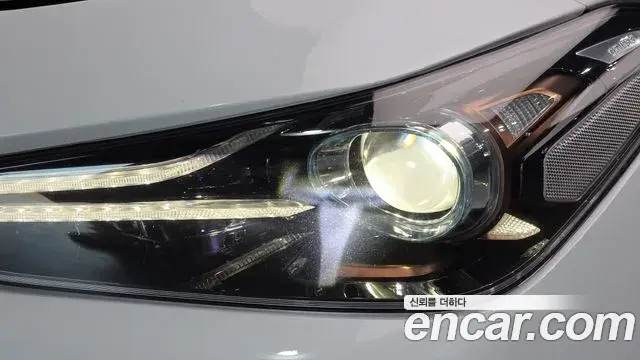 Genesis G70 2018 — Photo 29/33
