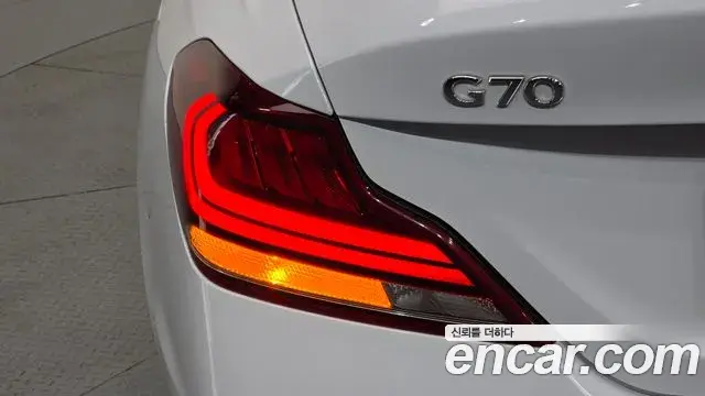 Genesis G70 2018 — Photo 5/33