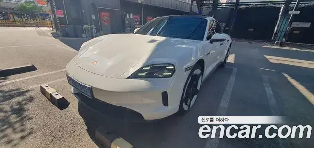 Porsche Taycan 2025 — Şəkil 2/16