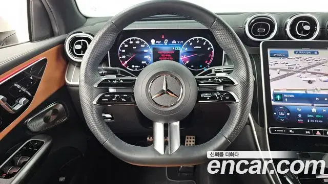 Mercedes-Benz GLC-Class 2024 — Фото 13/20