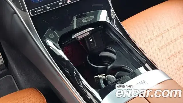 Mercedes-Benz GLC-Class 2024 — ფოტო 27/37