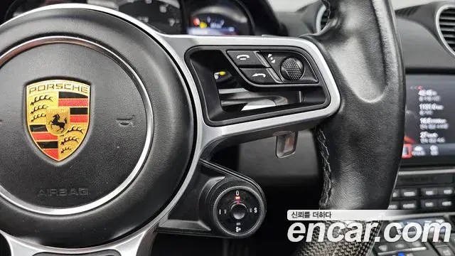 Porsche 718 Boxster 2021 — ფოტო 15/20