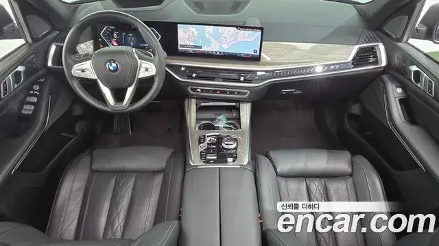 BMW X7 2024 — ფოტო 22/34