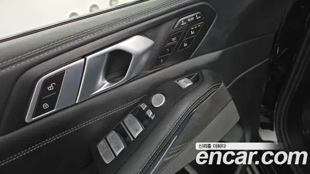 BMW X7 2024 — ფოტო 24/34