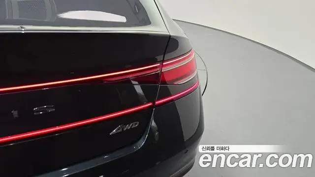 Genesis G90 2022 — Şəkil 13/40
