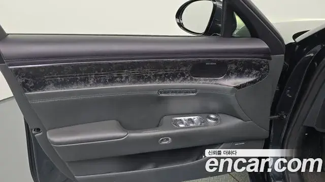 Genesis G90 2022 — Şəkil 39/40