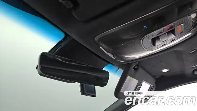 Genesis G90 2022 — Şəkil 38/40