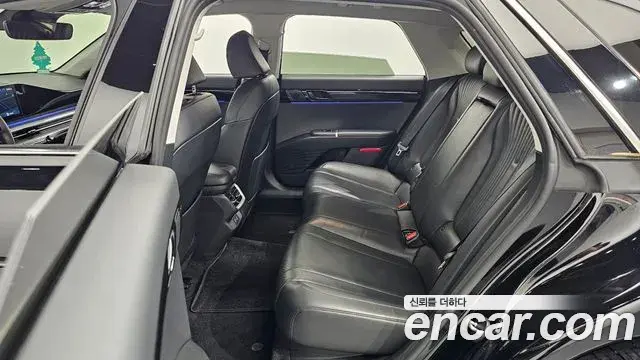 Hyundai Grandeur 2023 — Фото 12/20