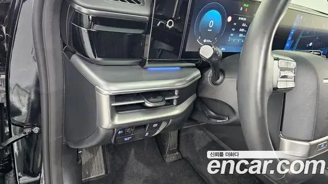 Hyundai Grandeur 2023 — Фото 17/20
