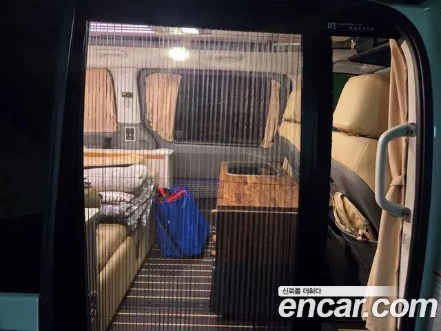Hyundai Staria 2022 — Şəkil 14/18
