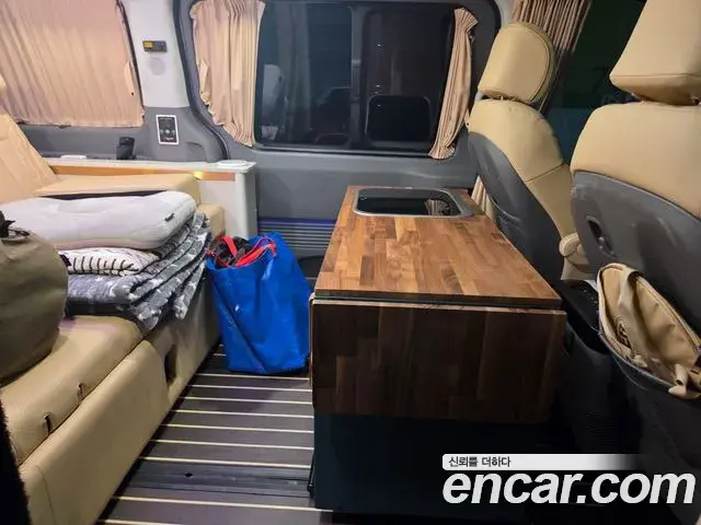 Hyundai Staria 2022 — Şəkil 12/18
