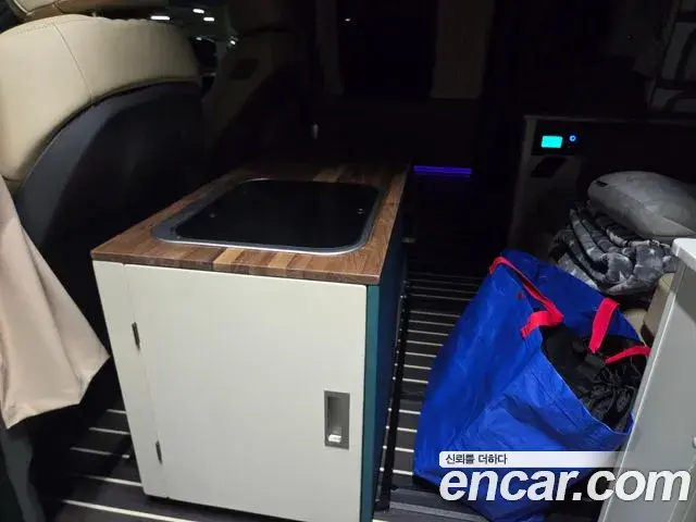Hyundai Staria 2022 — Şəkil 16/18