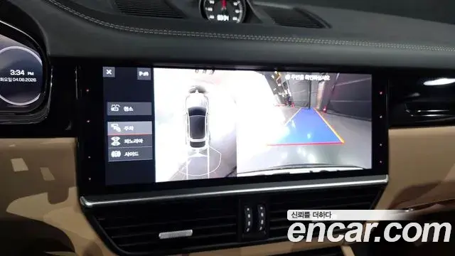 Porsche Cayenne 2020 — ფოტო 7/20