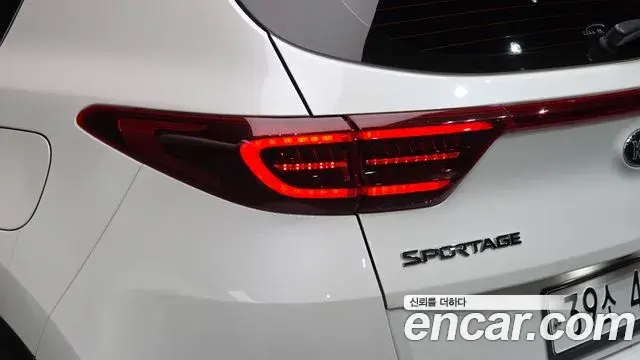 Kia Sportage The Bold 2018 — Şəkil 6/32