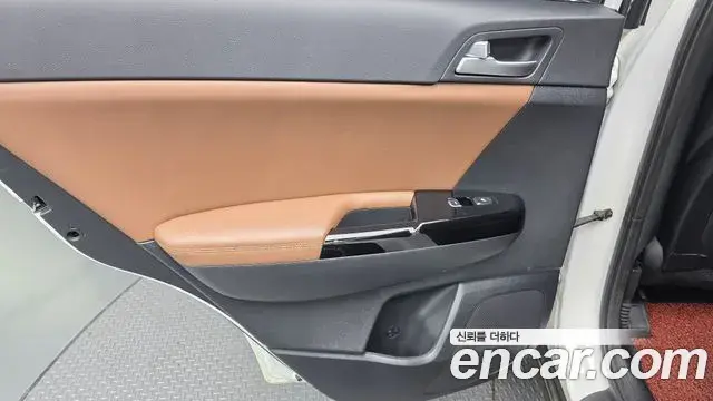 Kia Sportage The Bold 2018 — Şəkil 22/32