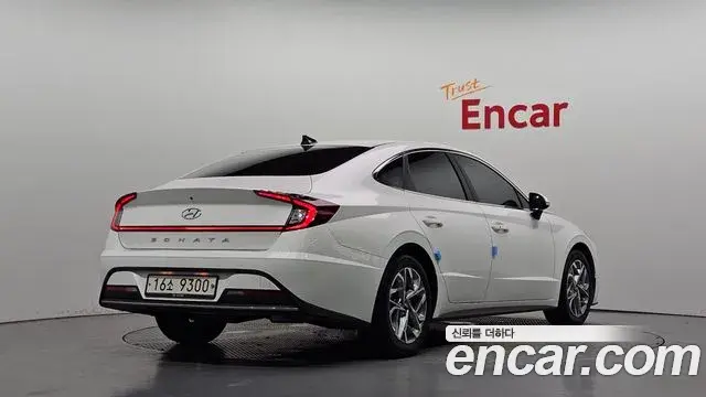 Hyundai Sonata 2019 — Фото 2/20