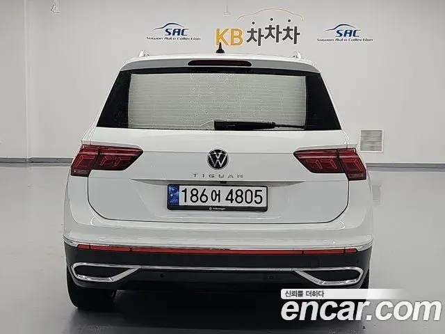 Volkswagen Tiguan 2023 — Photo 18/19