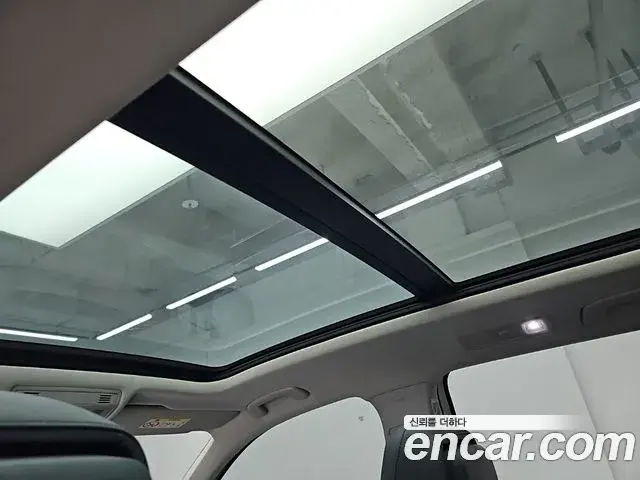 Volkswagen Tiguan 2023 — Photo 13/19