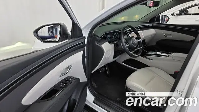 Hyundai The New Tucson 2023 — Фото 9/20