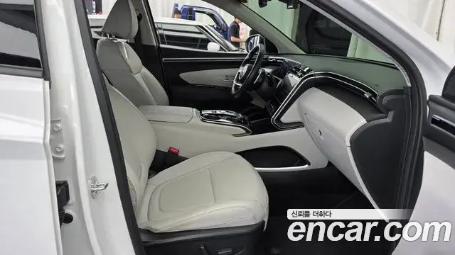 Hyundai Tucson Hybrid 2023 — ფოტო 29/34