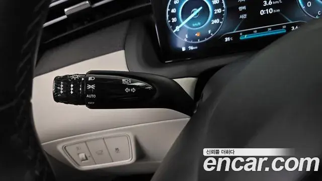 Hyundai Tucson Hybrid 2023 — ფოტო 23/34