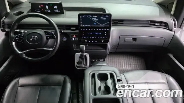 Hyundai Staria 2022 — Фото 7/20