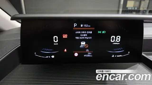 Hyundai Staria 2022 — Фото 8/20