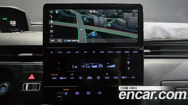 Hyundai Staria 2023 — Photo 16/20