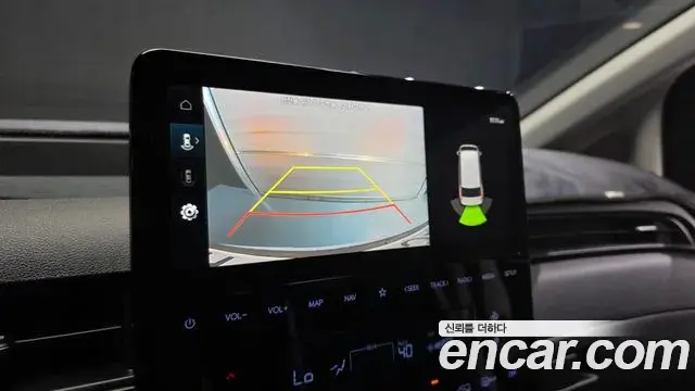 Hyundai Staria 2023 — Photo 17/20