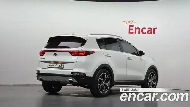 Kia Sportage The Bold 2019 — Фото 2/20