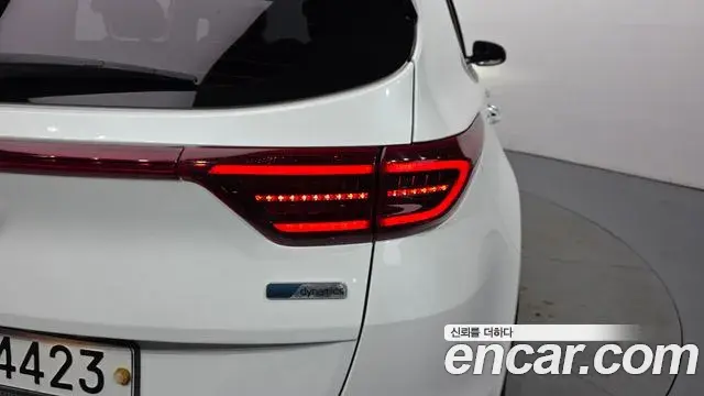 Kia Sportage The Bold 2019 — ფოტო 17/32