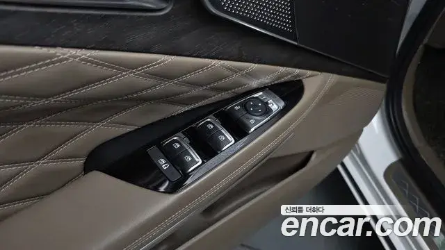 Kia K8 2024 — Photo 27/33