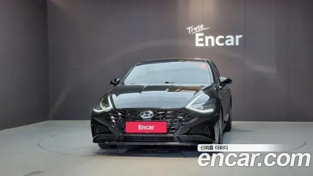 Hyundai Sonata 2021 — Фото 3/20