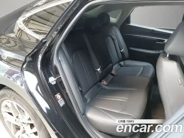 Hyundai Sonata 2021 — Фото 11/20